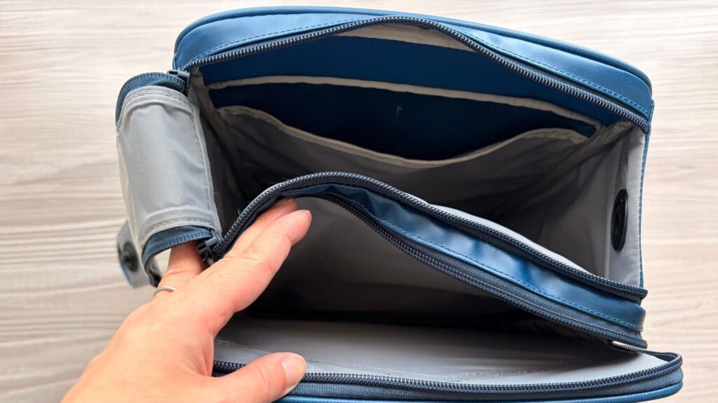 わんパック　背面収納